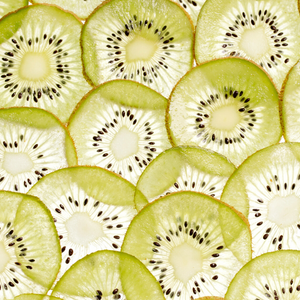 kiwi frutta di novembre proprietà benefici salute